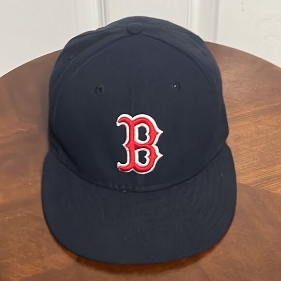 🔥⚾️ BOSTON RED SOX New Era 59Fifty On Field Fitted Hat - PERFECT!!! - Sz 7 - Picture 2 of 7